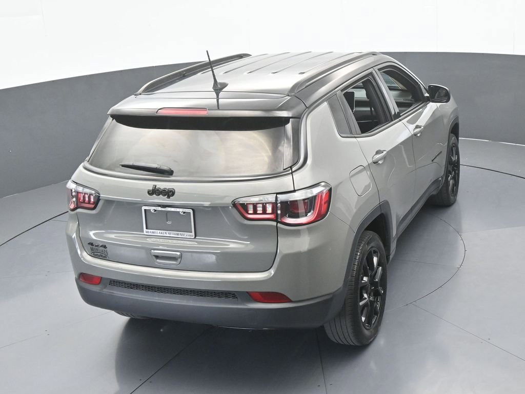 Used 2023 Jeep Compass Latitude AWD/4WD image 45