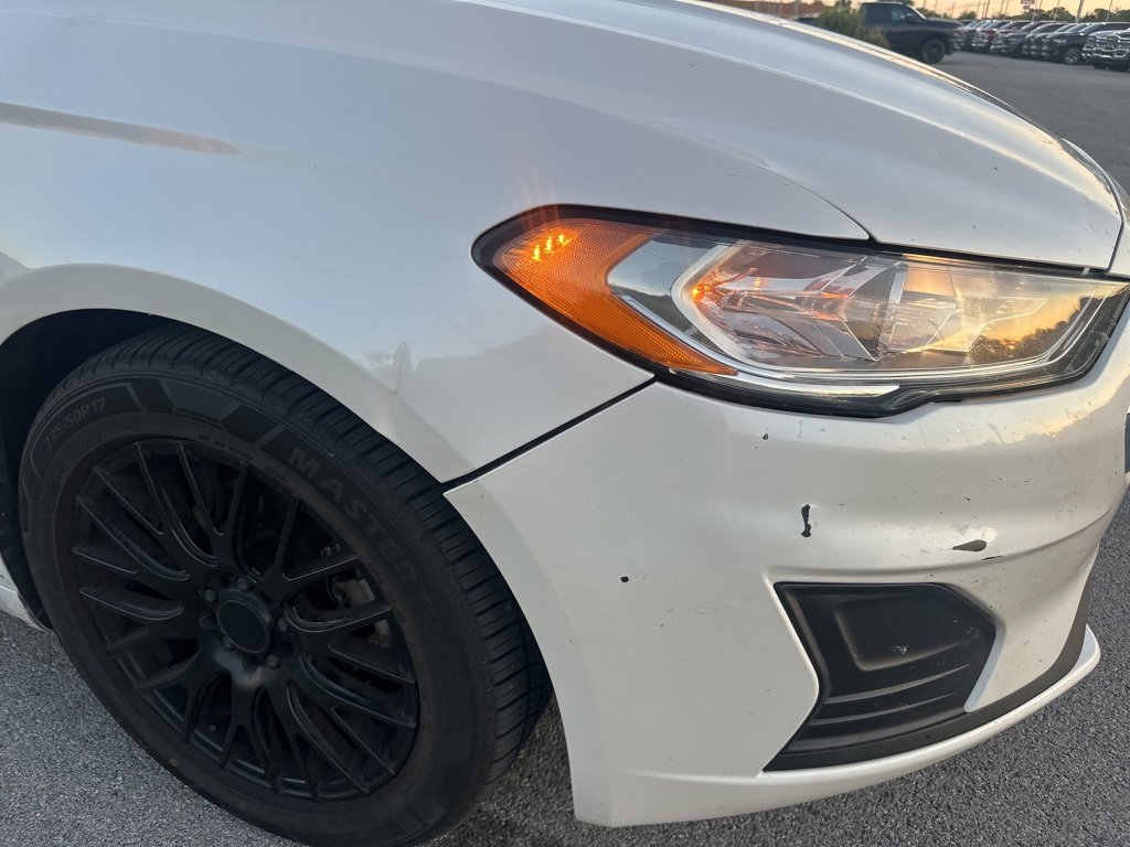 Used 2019 Ford Fusion SE image 13