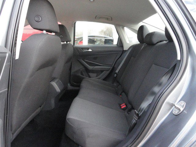 Used 2019 Volkswagen Jetta R-Line image 11