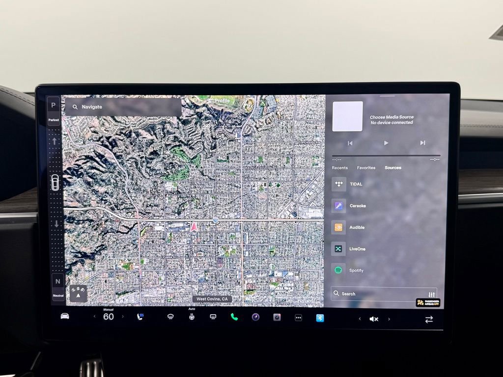 Used 2022 Tesla Model S image 29