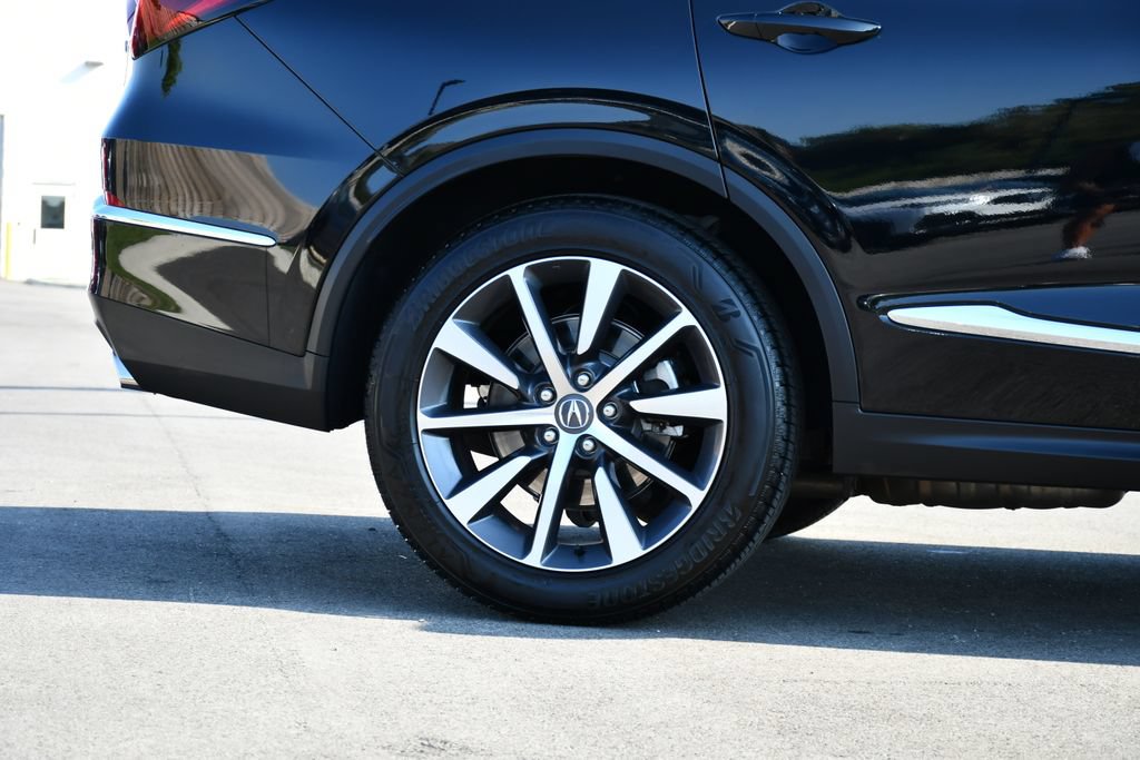 Certified 2026 Acura MDX w/ Technology Package FWD image 14