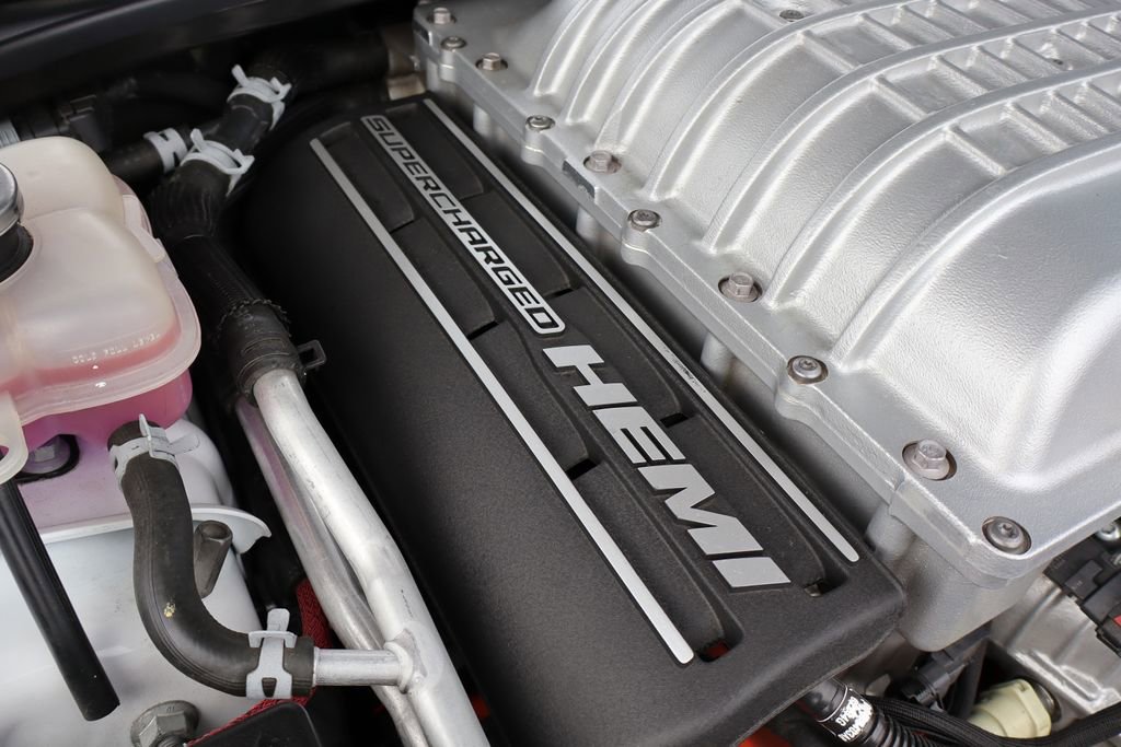Used 2016 Dodge Challenger SRT Hellcat image 50