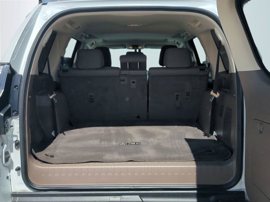 Used 2019 Lexus GX 460 Premium image 14