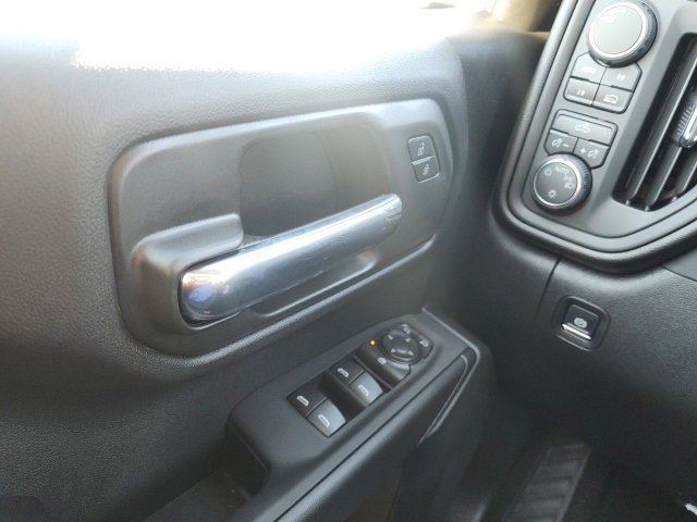 New 2026 Chevrolet Silverado 1500 Custom w/ Turbomax Blackout Package image 41
