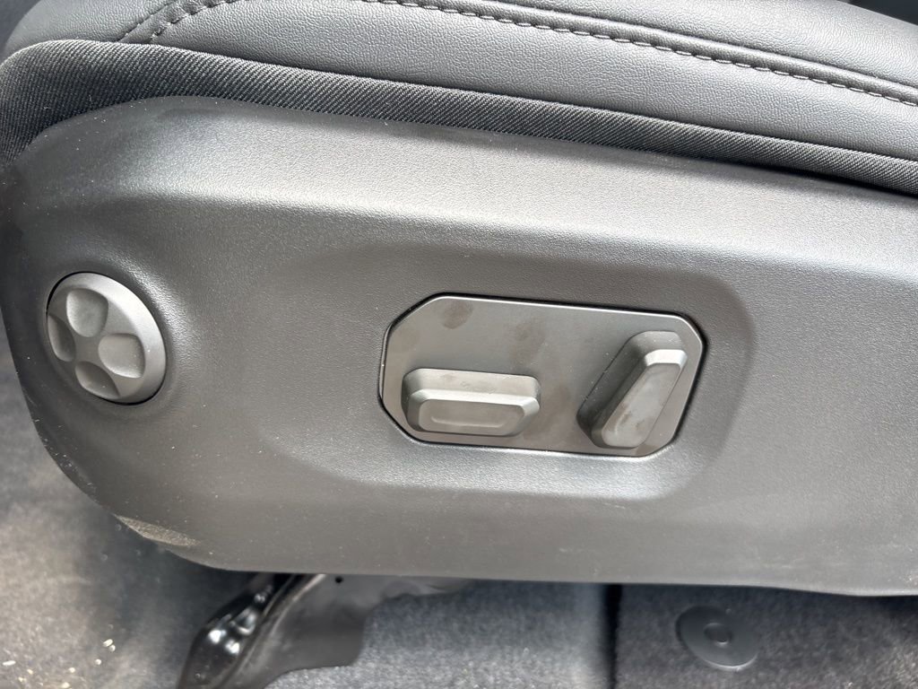 New 2025 Jeep Wrangler Unlimited Rubicon 392 image 17