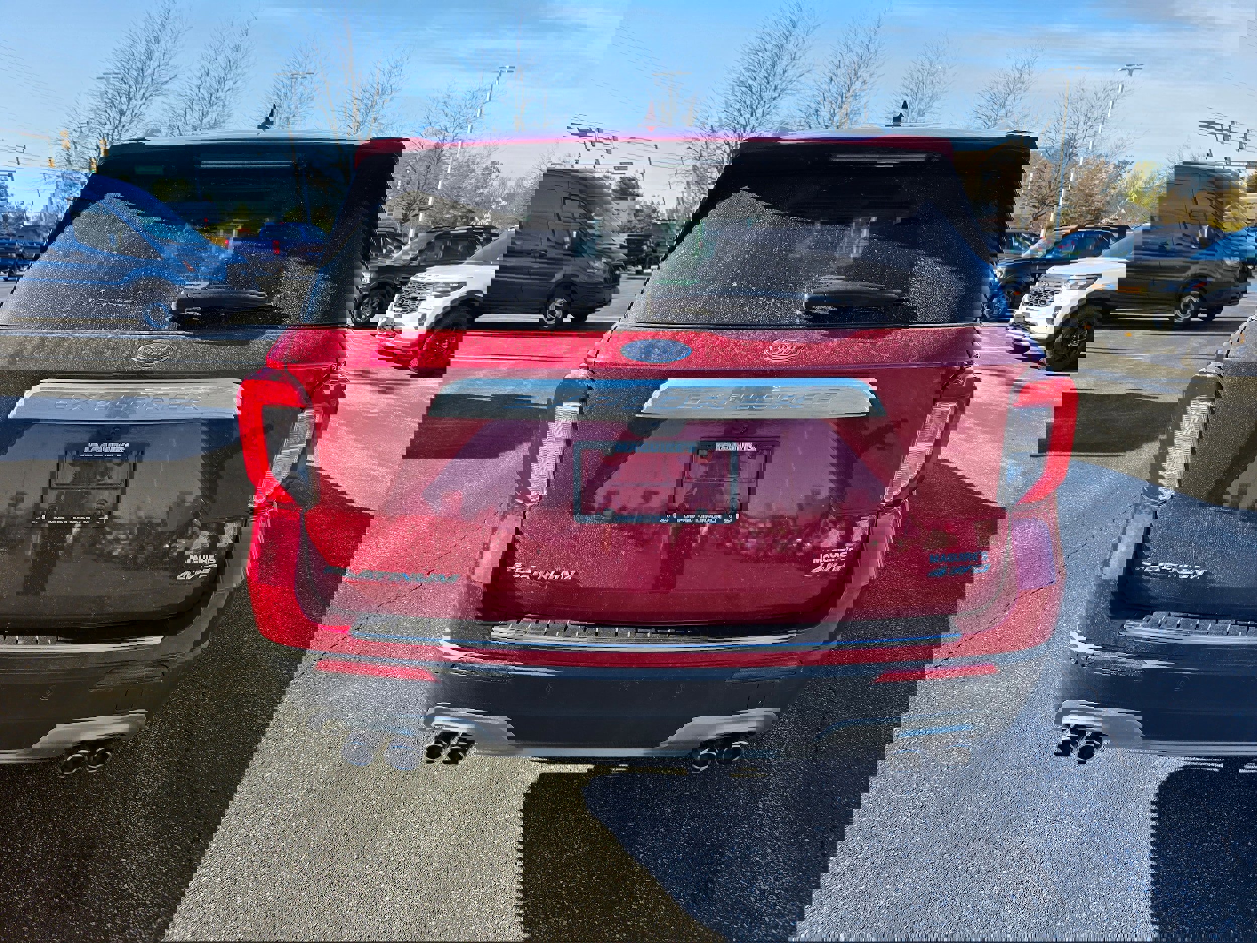 Certified 2023 Ford Explorer Platinum w/ Equipment Group 601A image 4