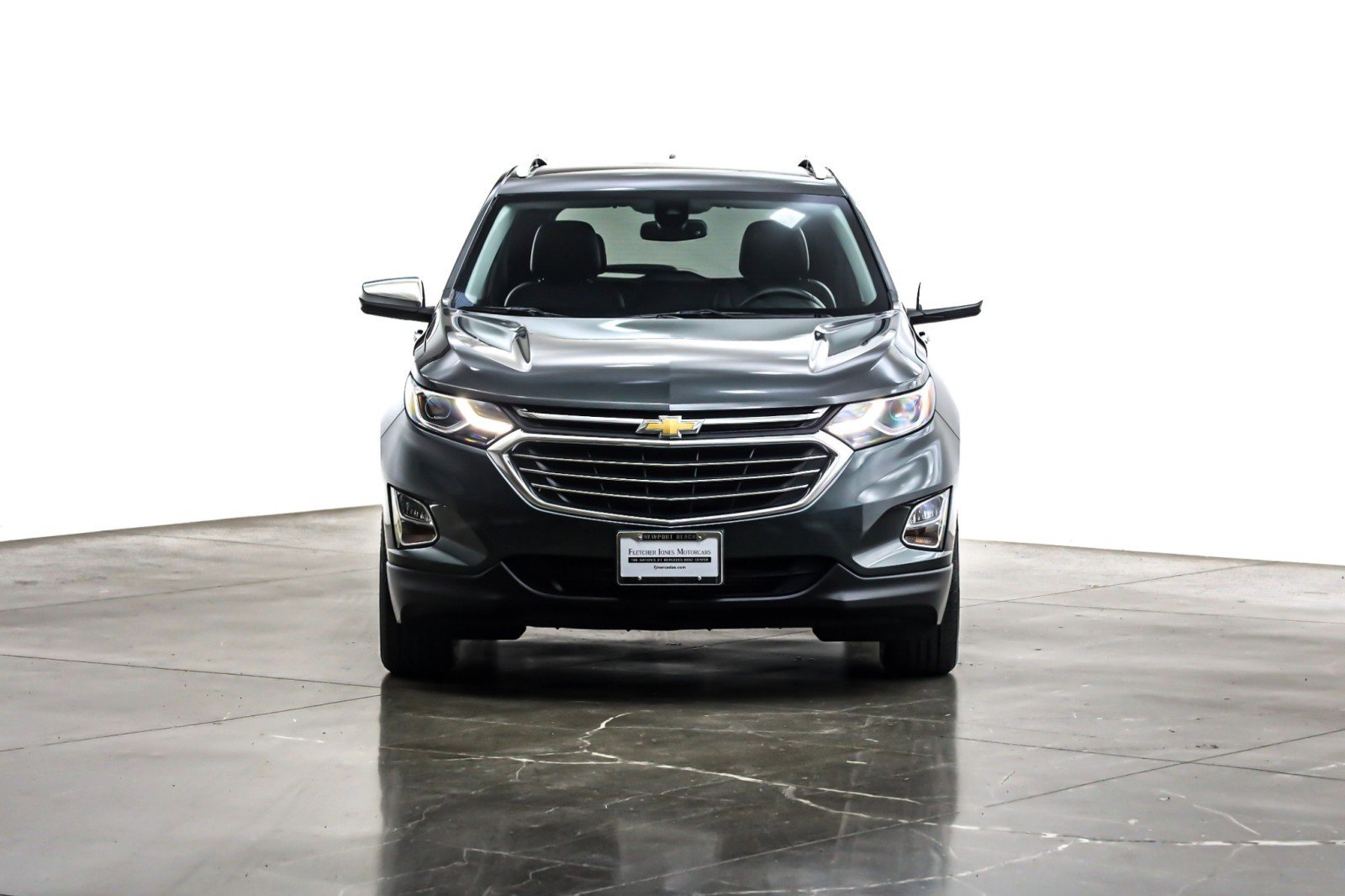 Used 2020 Chevrolet Equinox Premier image 2