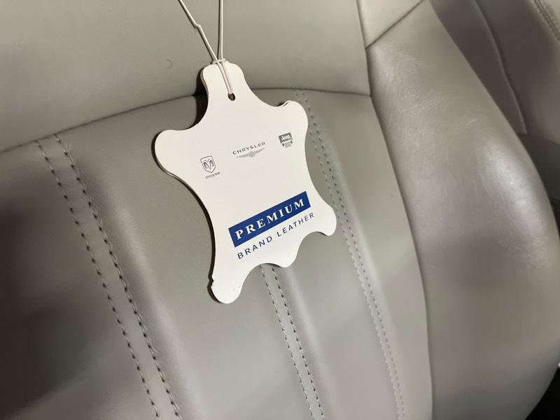 Used 2008 Chrysler 300 C w/ Sound Group II image 46