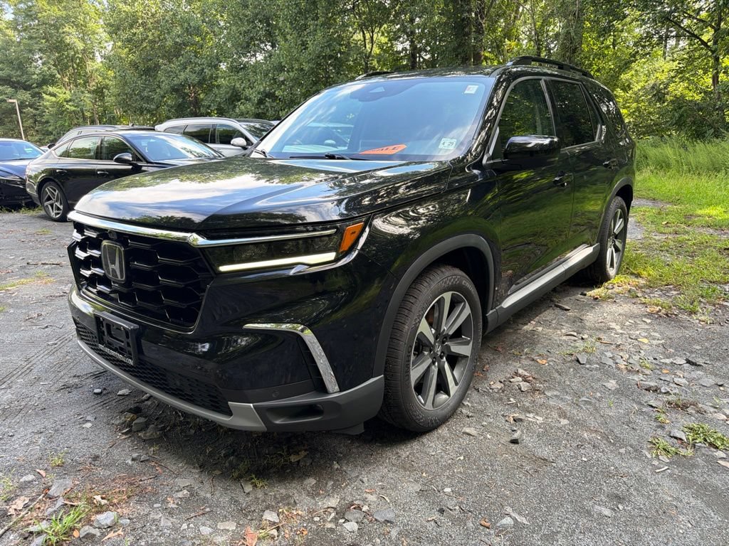 Used 2025 Honda Pilot Elite