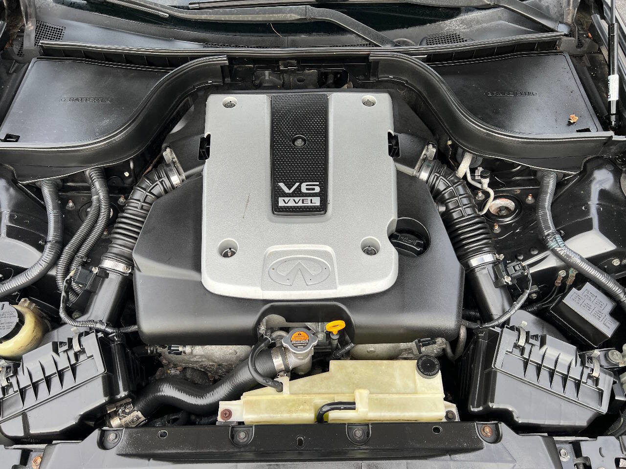 Used 2011 INFINITI G37 x Sedan AWD/4WD image 38
