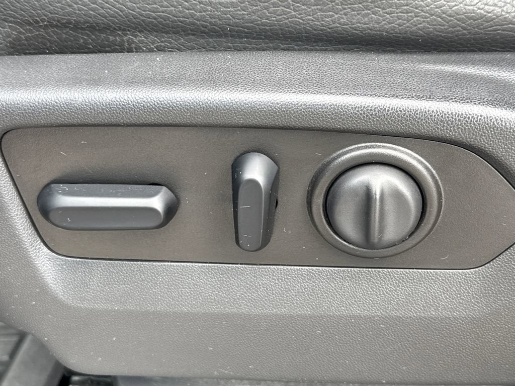 Used 2019 GMC Sierra 1500 Denali w/ Driver Alert Package II image 26