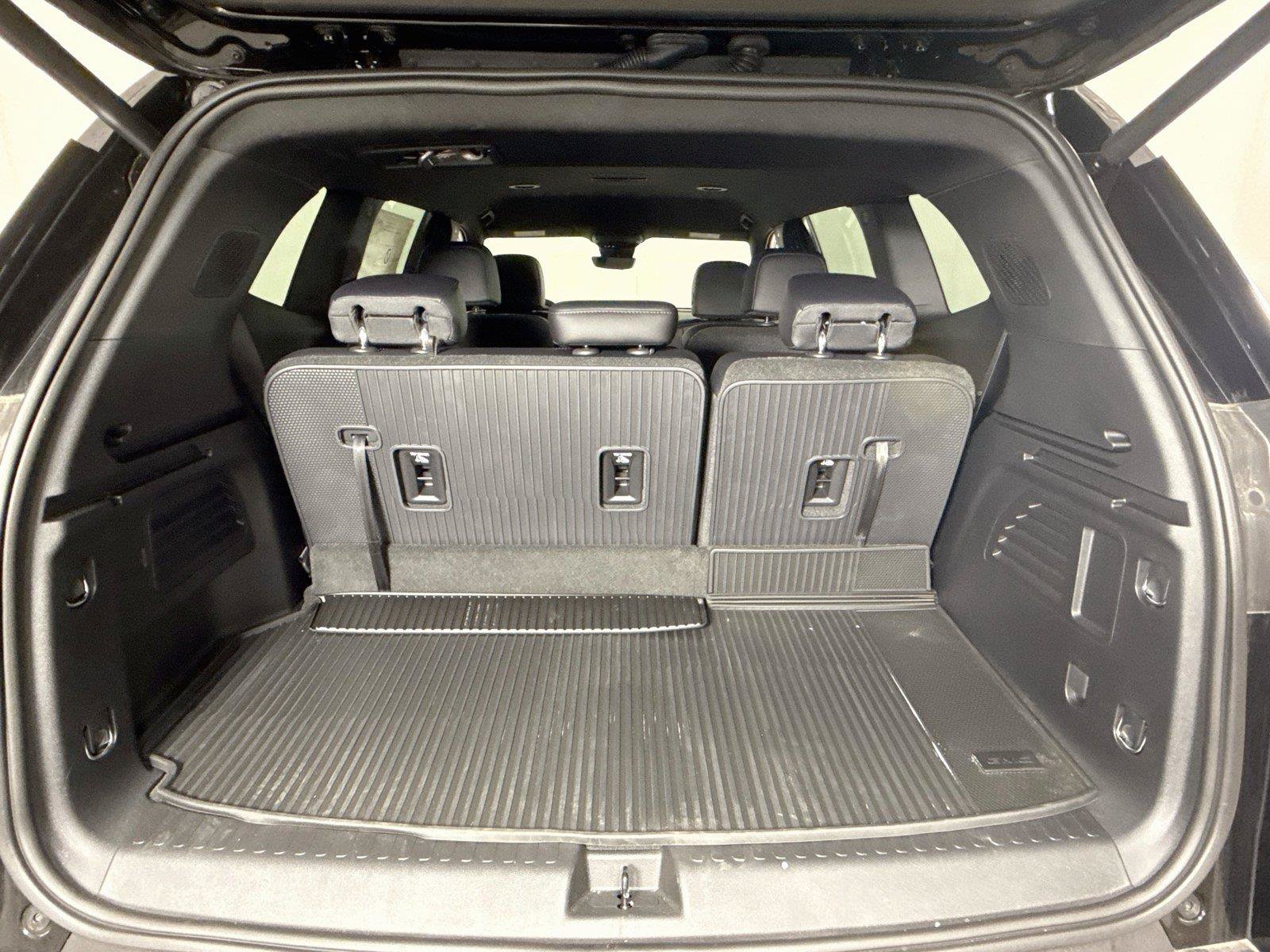 New 2026 GMC Acadia Elevation w/ Black Edition AWD/4WD image 20