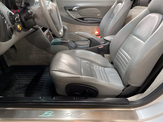 Used 2004 Porsche Boxster RWD image 51
