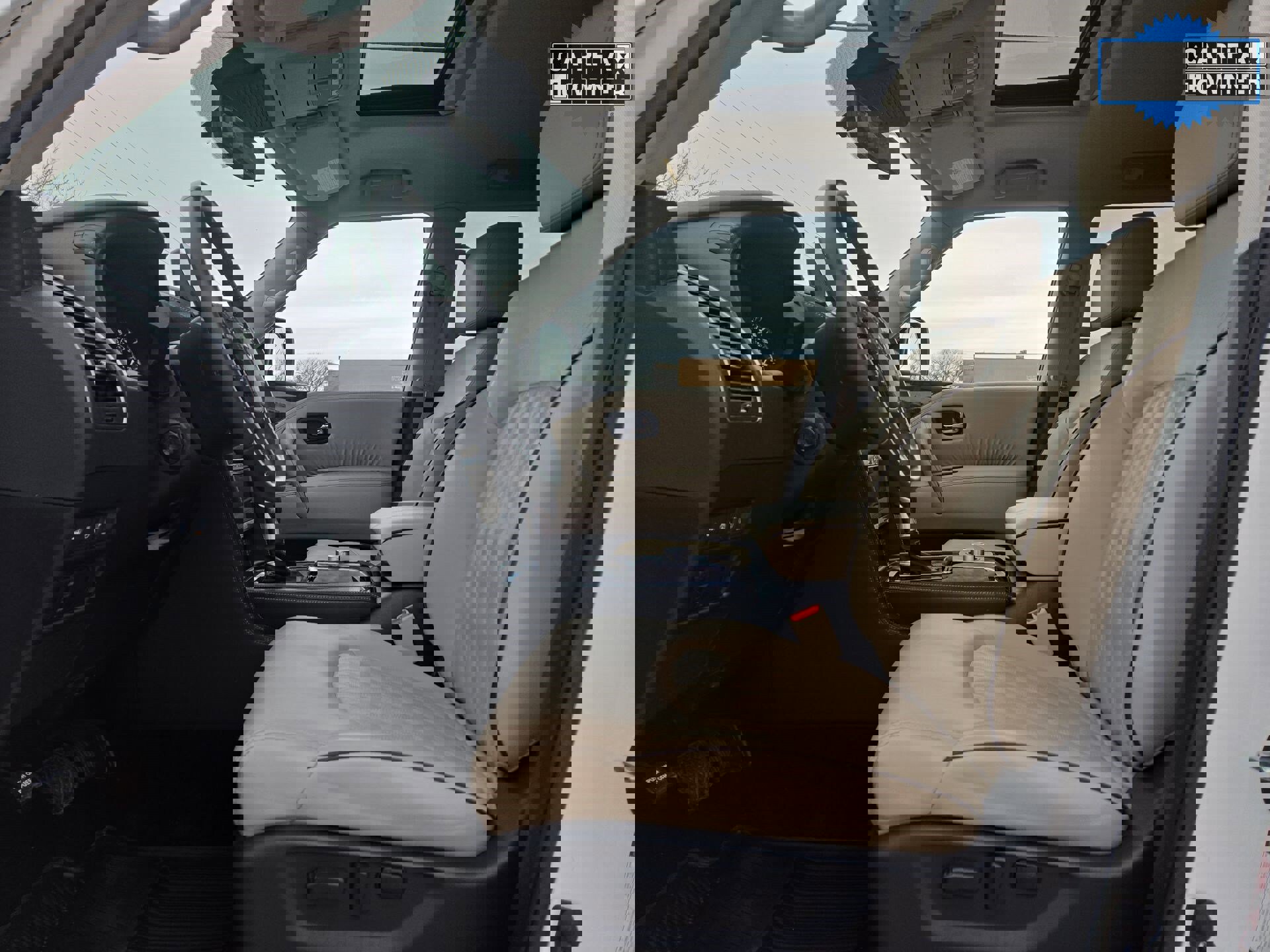 Used 2023 Nissan Armada Platinum w/ Captain's Chairs Package image 16