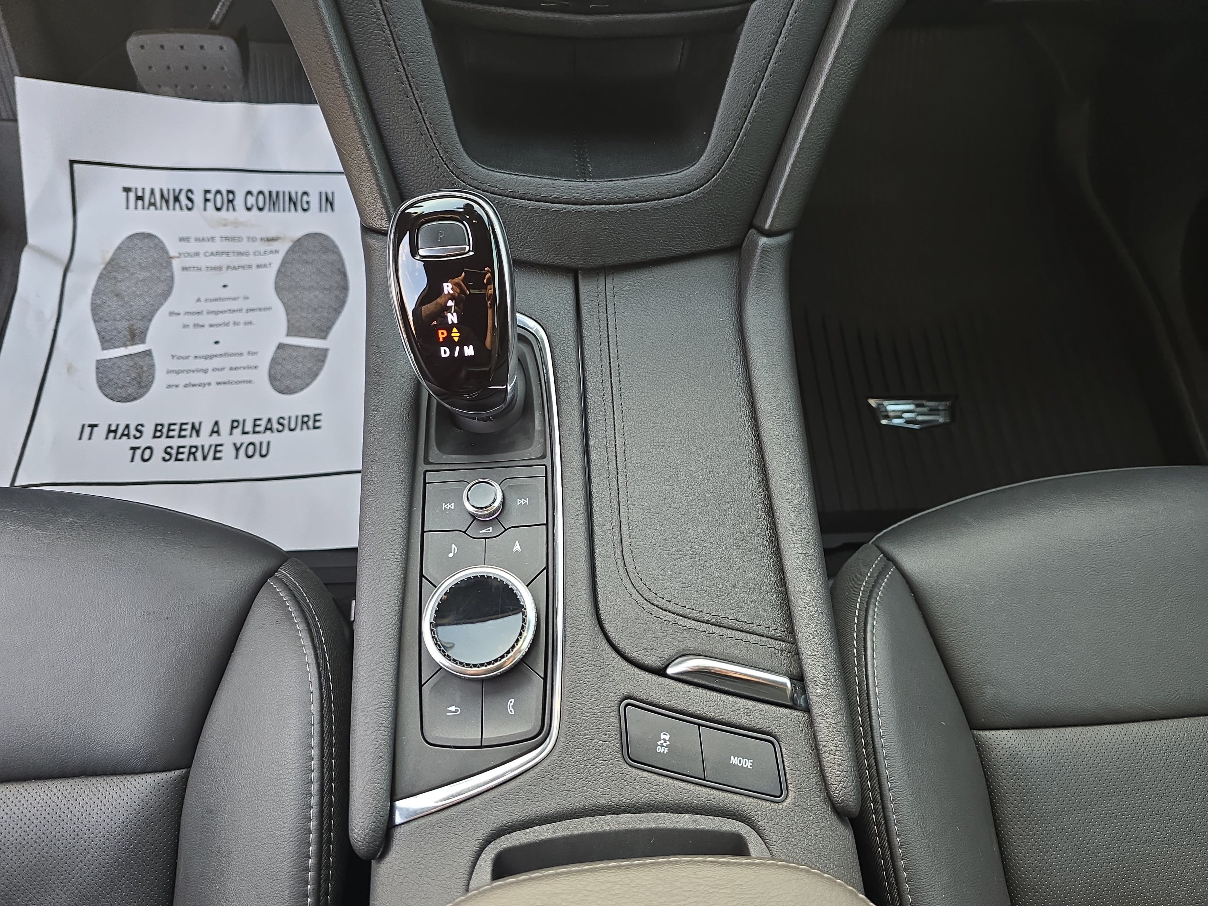 Used 2023 Cadillac XT6 Premium Luxury w/ Technology Package FWD image 20