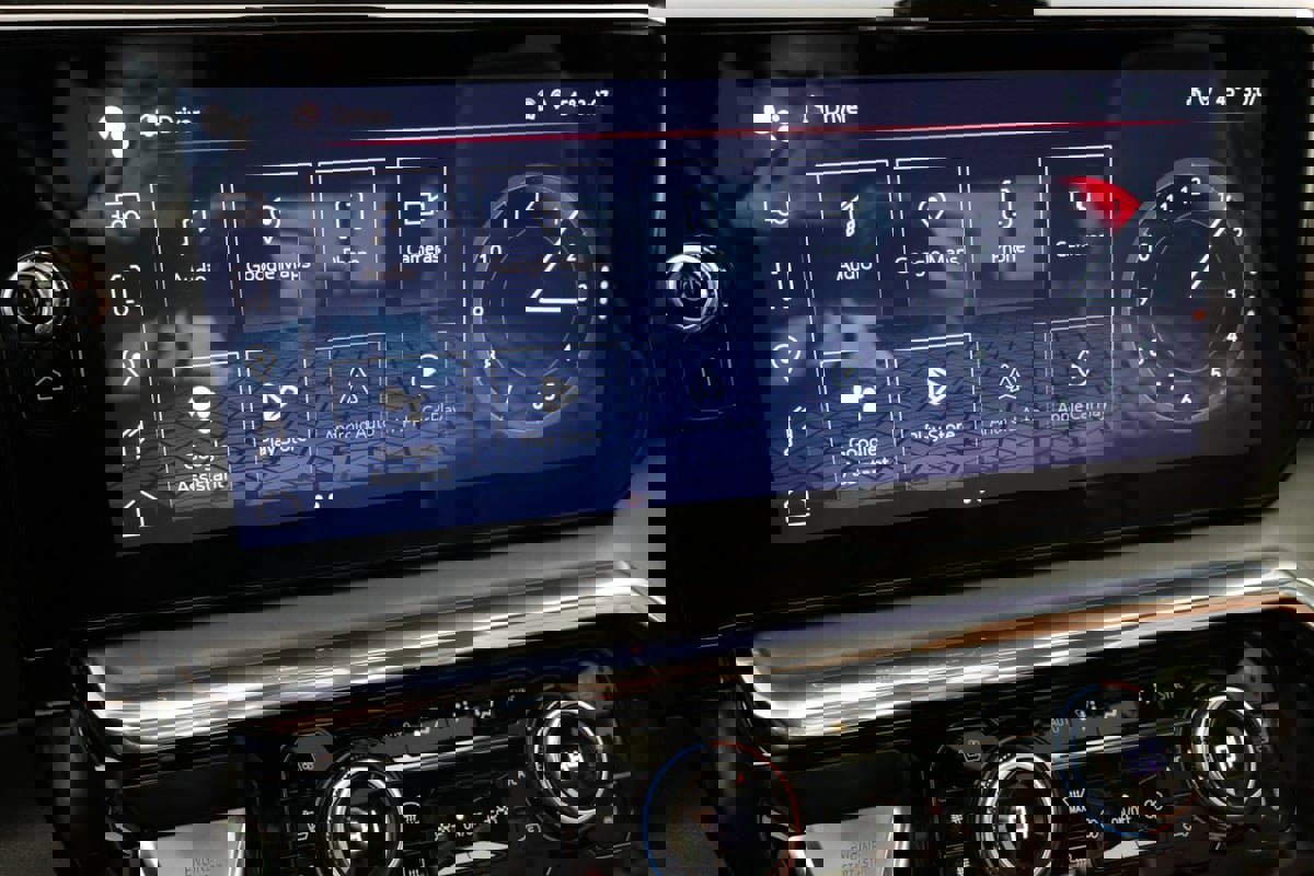 Used 2024 GMC Sierra 1500 Denali Ultimate image 55