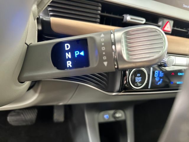 Used 2024 Hyundai Ioniq 5 Limited image 19