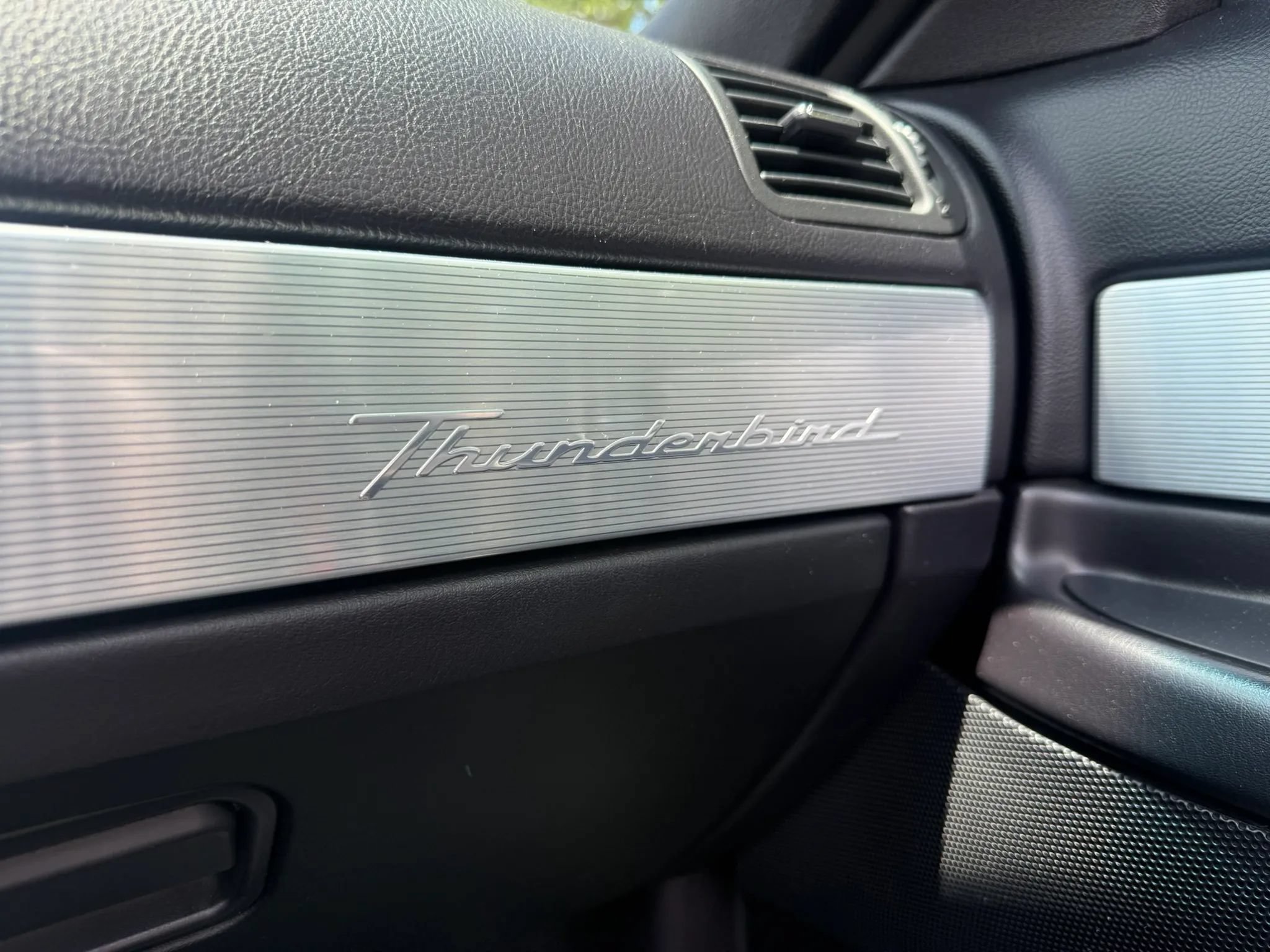 Used 2004 Ford Thunderbird RWD image 15