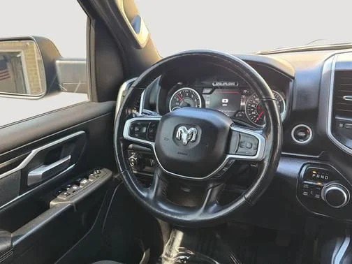 Used 2020 RAM 1500 Big Horn AWD/4WD image 11