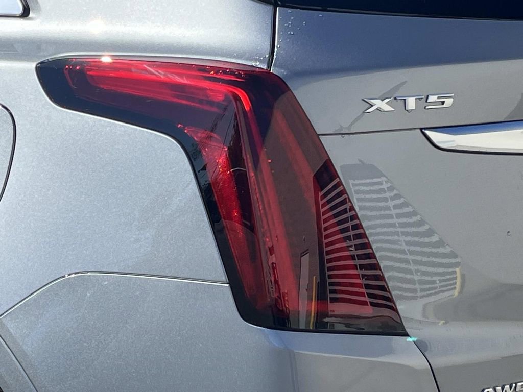 New 2025 Cadillac XT5 Premium Luxury w/ Technology Package image 10