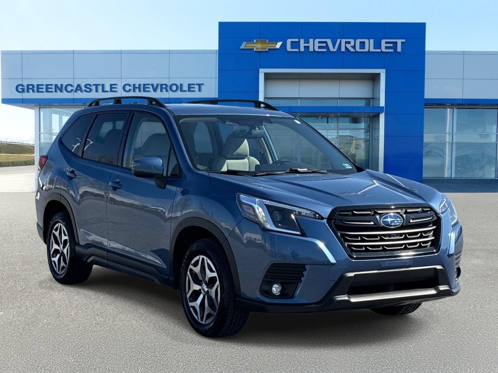 Used 2024 Subaru Forester Premium AWD/4WD image 1