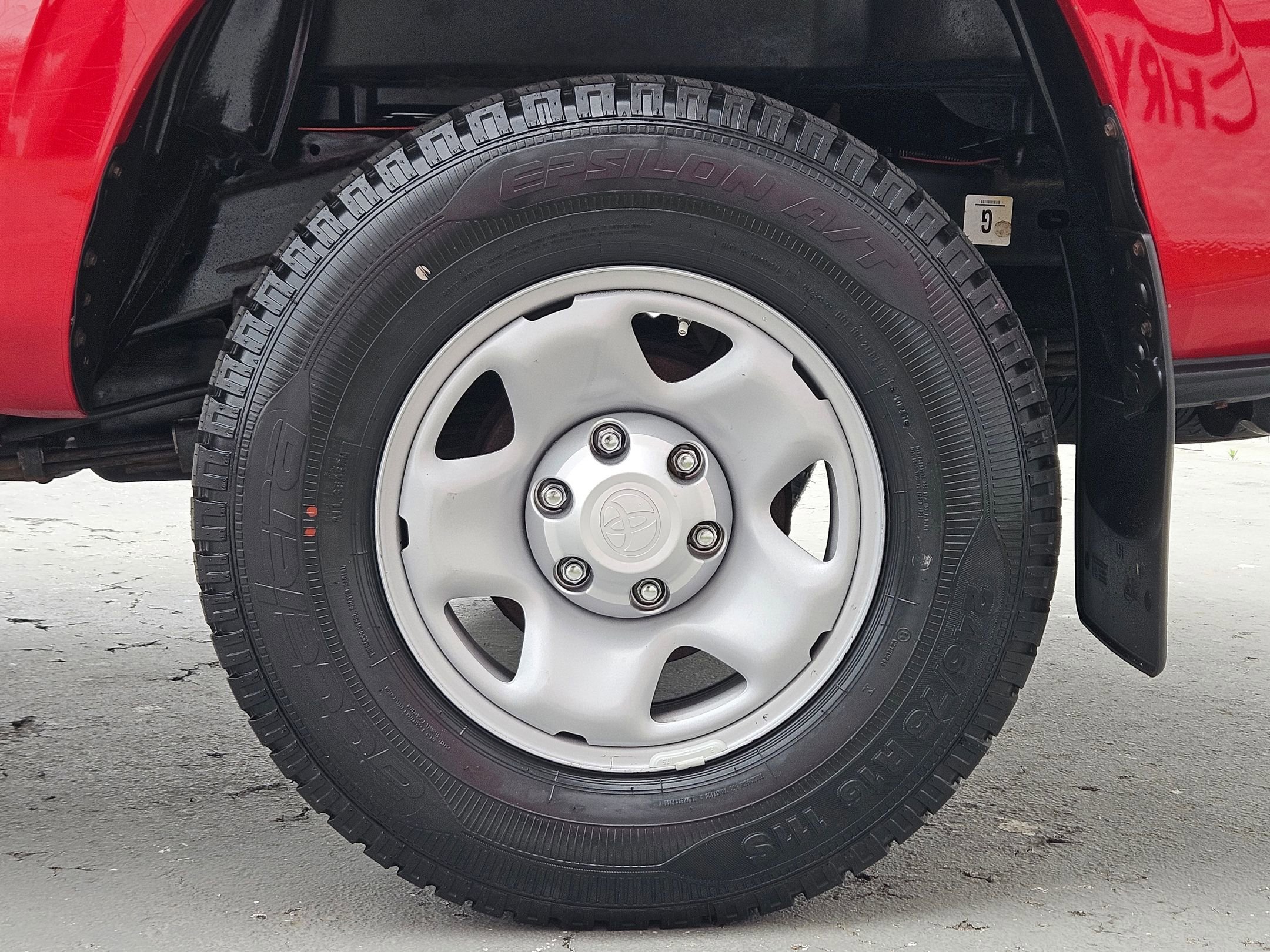 Used 2019 Toyota Tacoma SR w/ SR Convenience Package image 28