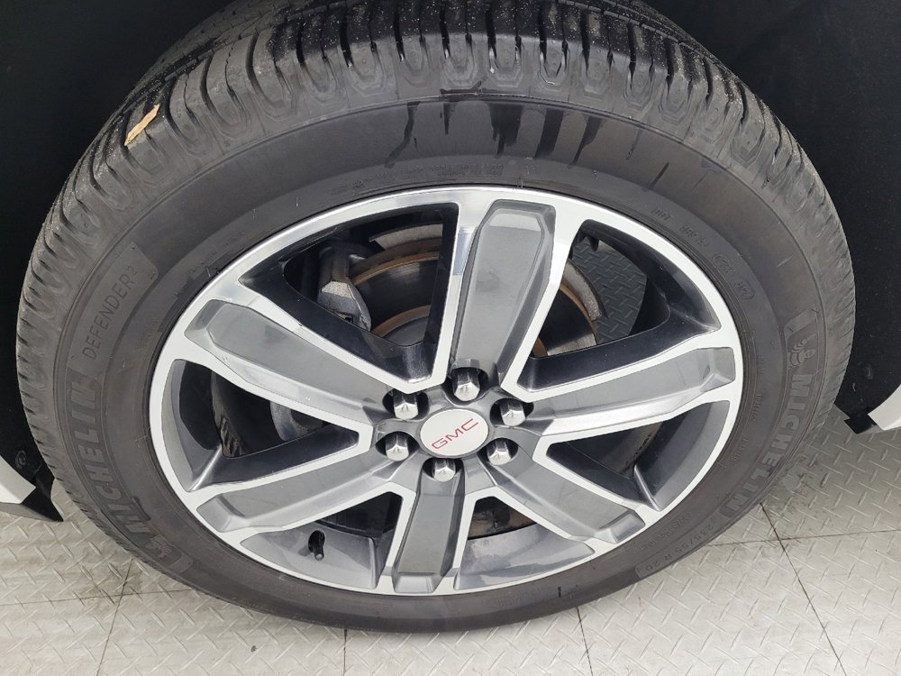 Used 2018 GMC Acadia Denali image 31