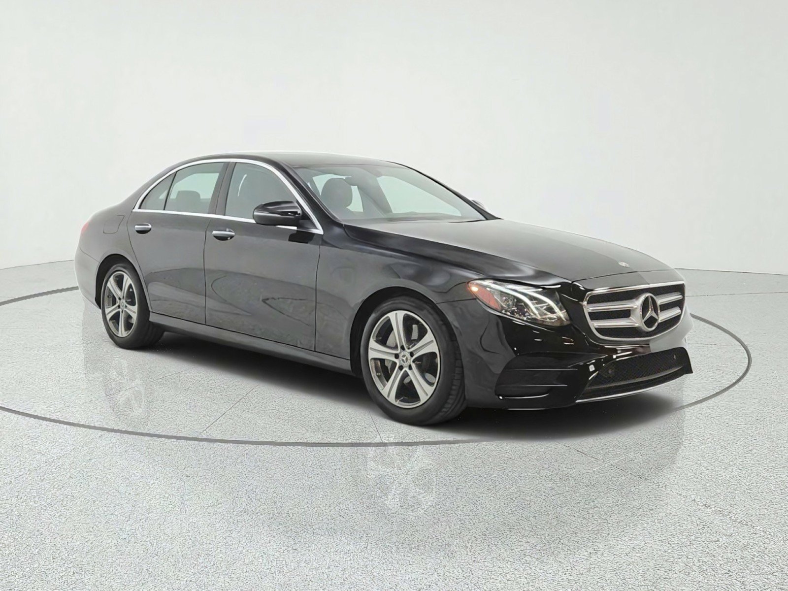 Certified 2020 Mercedes-Benz E 350 Sedan image 3