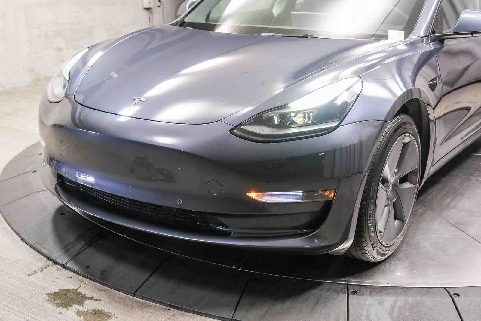 Used 2022 Tesla Model 3 Long Range AWD/4WD image 11