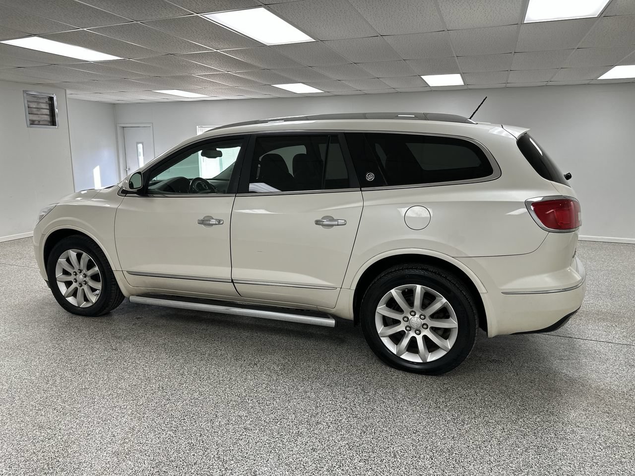 Used 2015 Buick Enclave Premium w/ Trailering Package AWD/4WD image 6