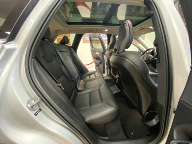 Used 2021 Volvo XC60 T8 Inscription Expression AWD/4WD image 13