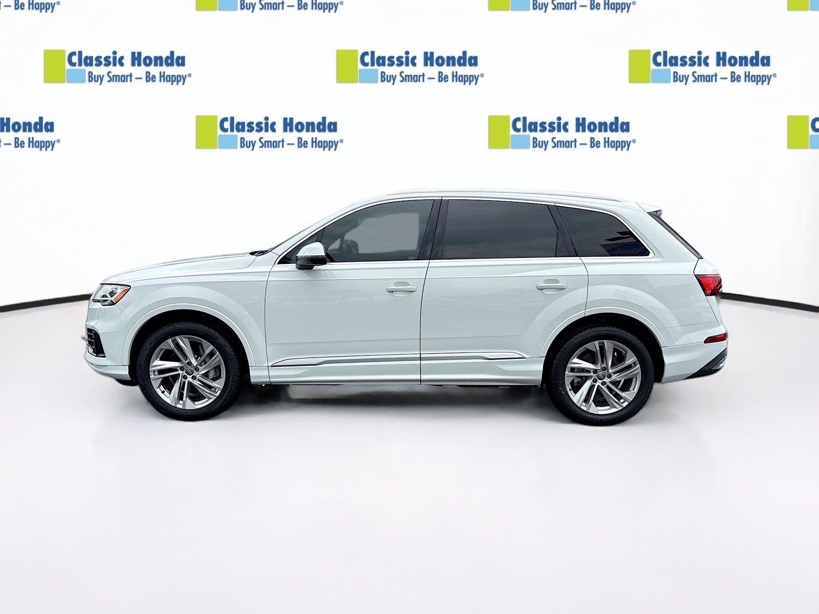 Used 2020 Audi Q7 2.0T Premium w/ Convenience Package AWD/4WD image 4