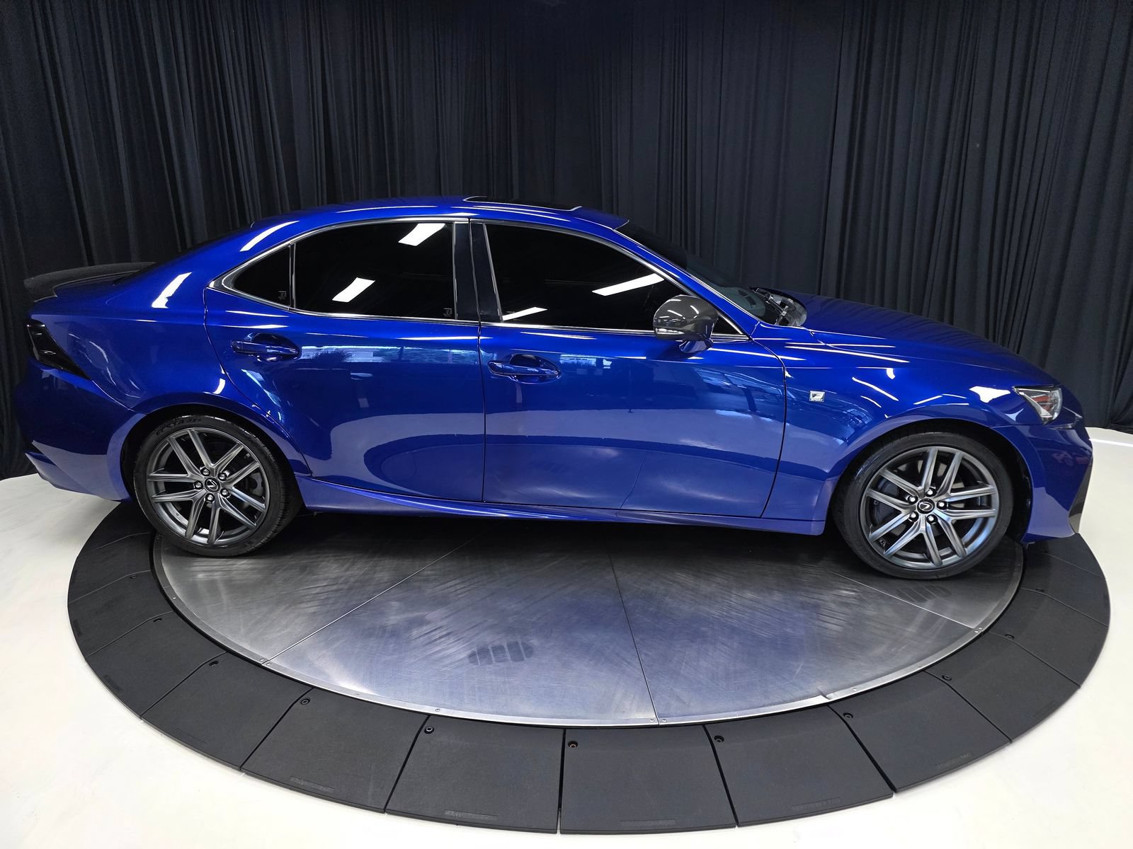 Used 2017 Lexus IS 350 F Sport RWD image 14
