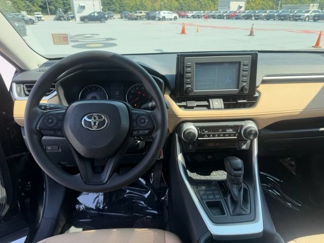 Used 2019 Toyota RAV4 LE w/ All Weather Liner Package AWD/4WD image 12