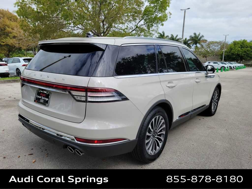 Used 2023 Lincoln Aviator Reserve RWD image 8