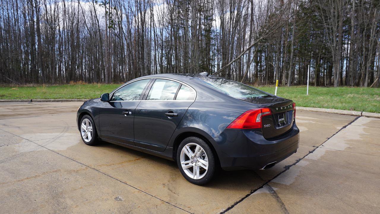 Used 2014 Volvo S60 T5 w/ Climate Package image 3