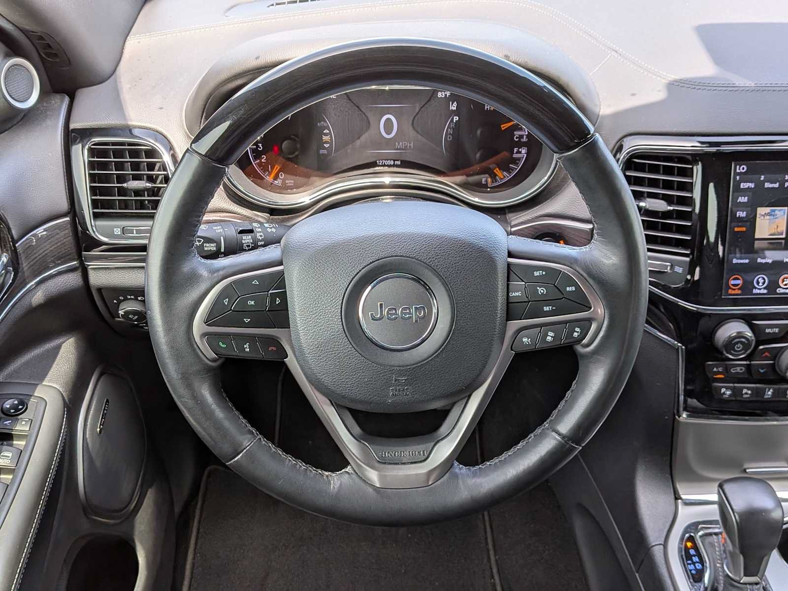 Used 2019 Jeep Grand Cherokee Overland AWD/4WD image 24