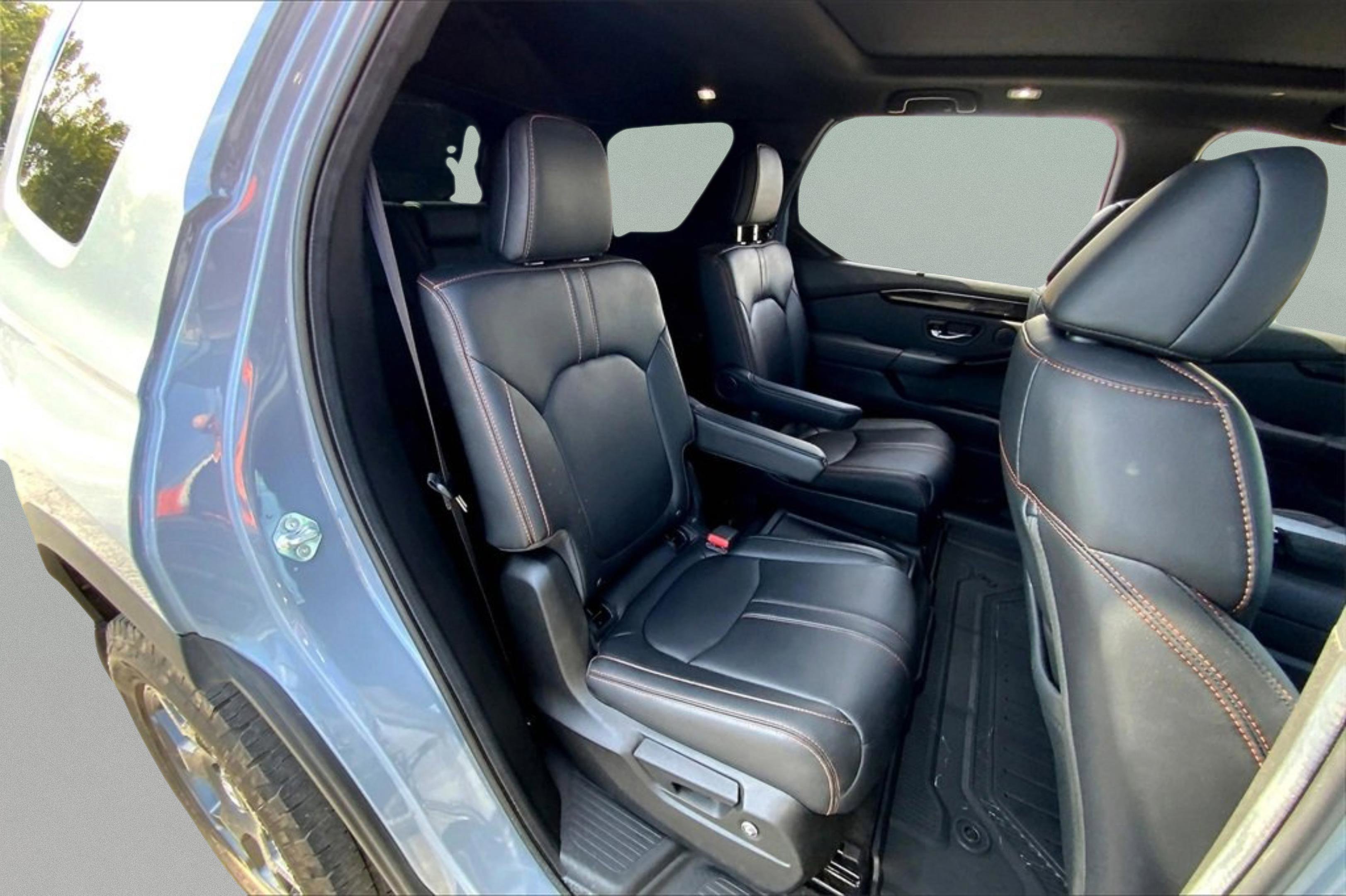 Used 2024 Honda Pilot TrailSport image 28