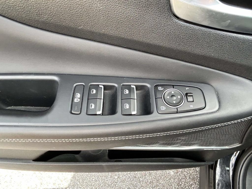 Used 2022 Hyundai Santa Fe SEL w/ Convenience + Premium Package FWD image 13