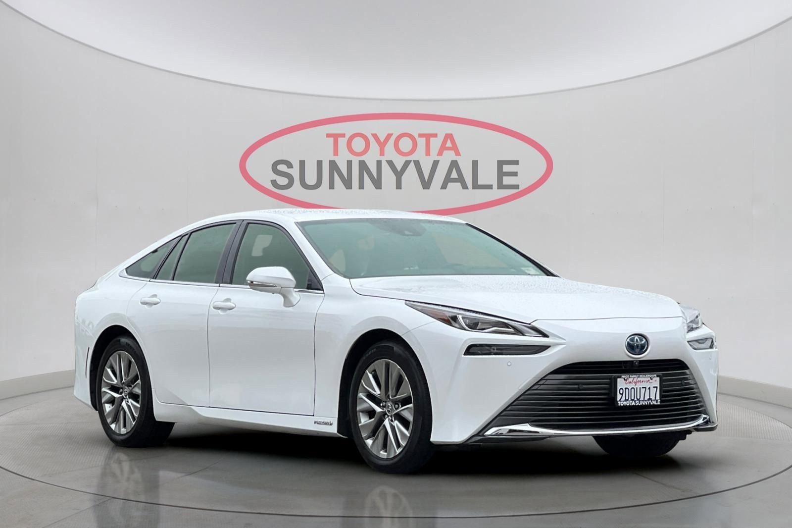Certified 2022 Toyota Mirai w/ Advanced Technology Package RWD image 10