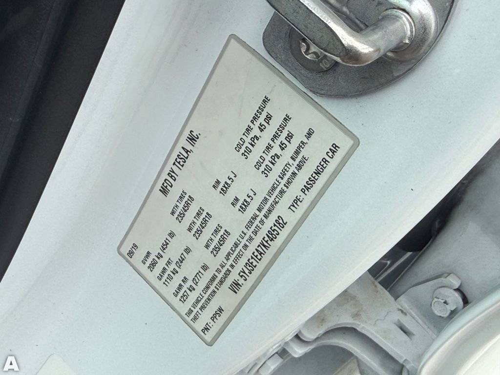 Used 2019 Tesla Model 3 Standard Range image 30
