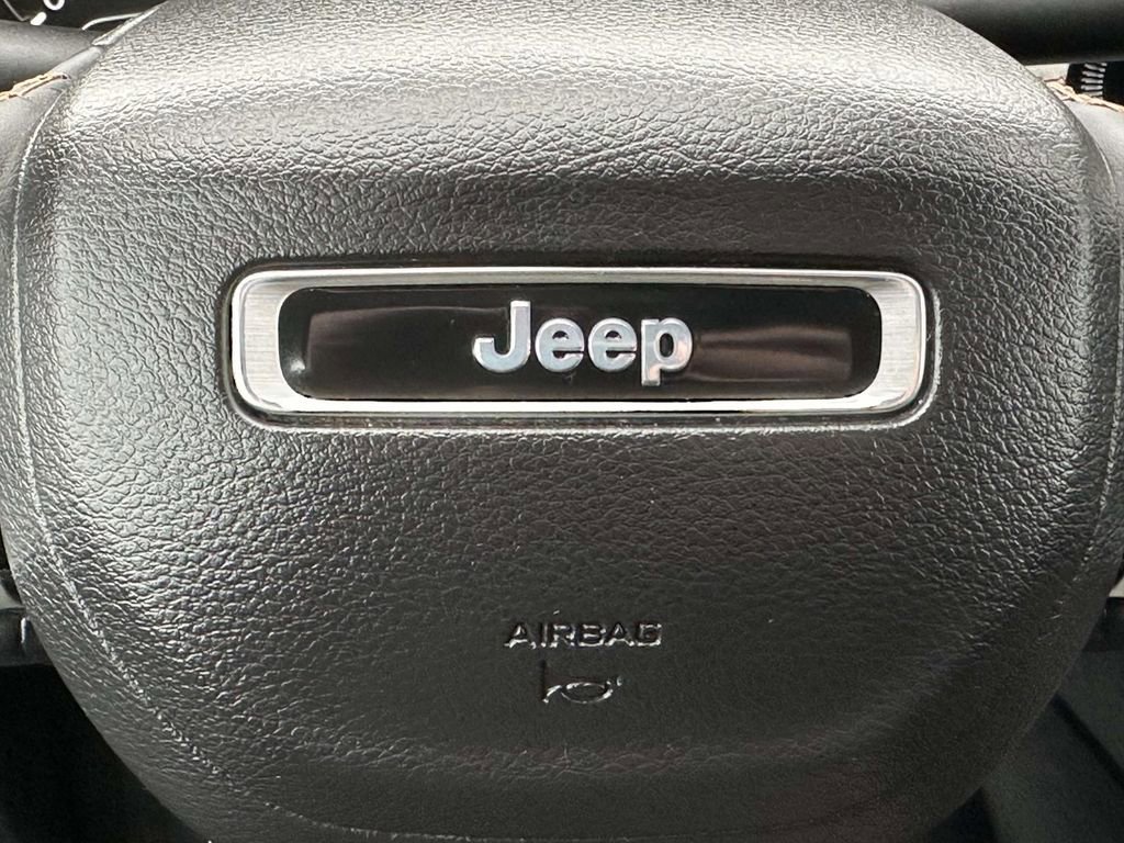 Used 2022 Jeep Compass Limited image 22