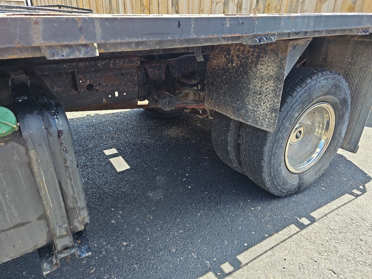 Used 1989 Ford F450 2WD Regular Cab Super Duty image 21