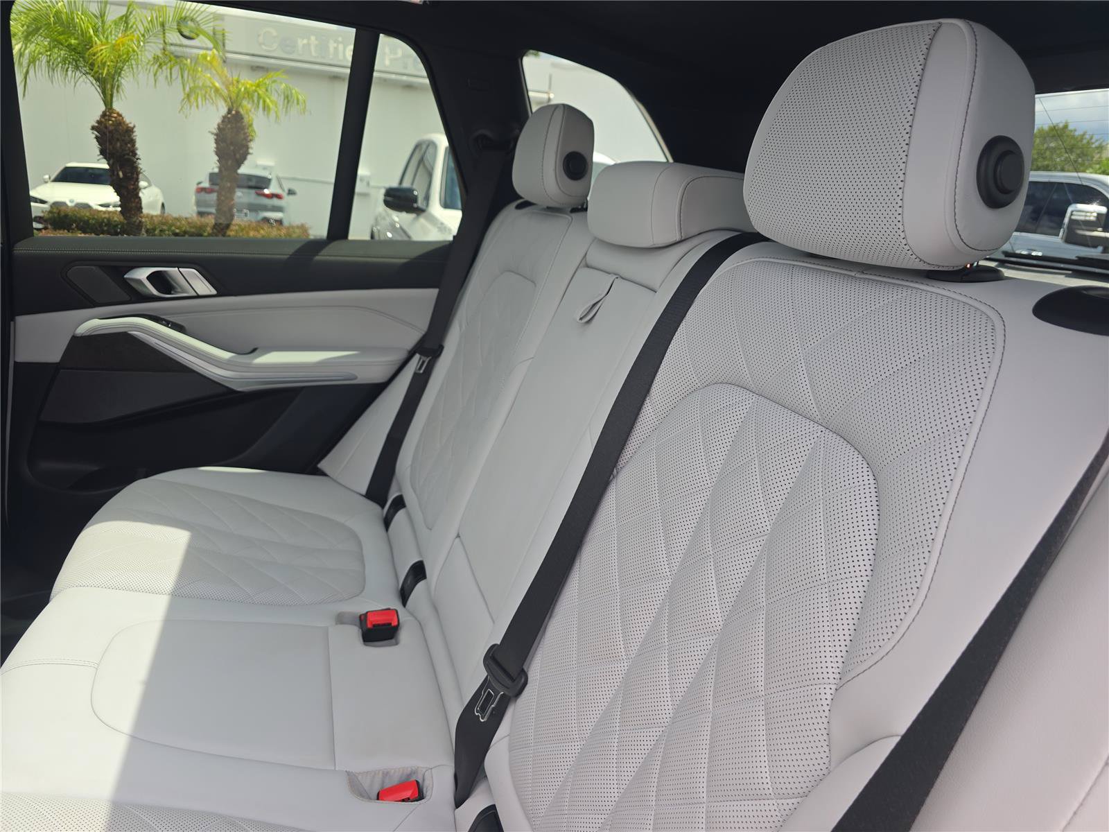 Certified 2024 BMW X5 xDrive40i w/ M Sport Package AWD/4WD image 12