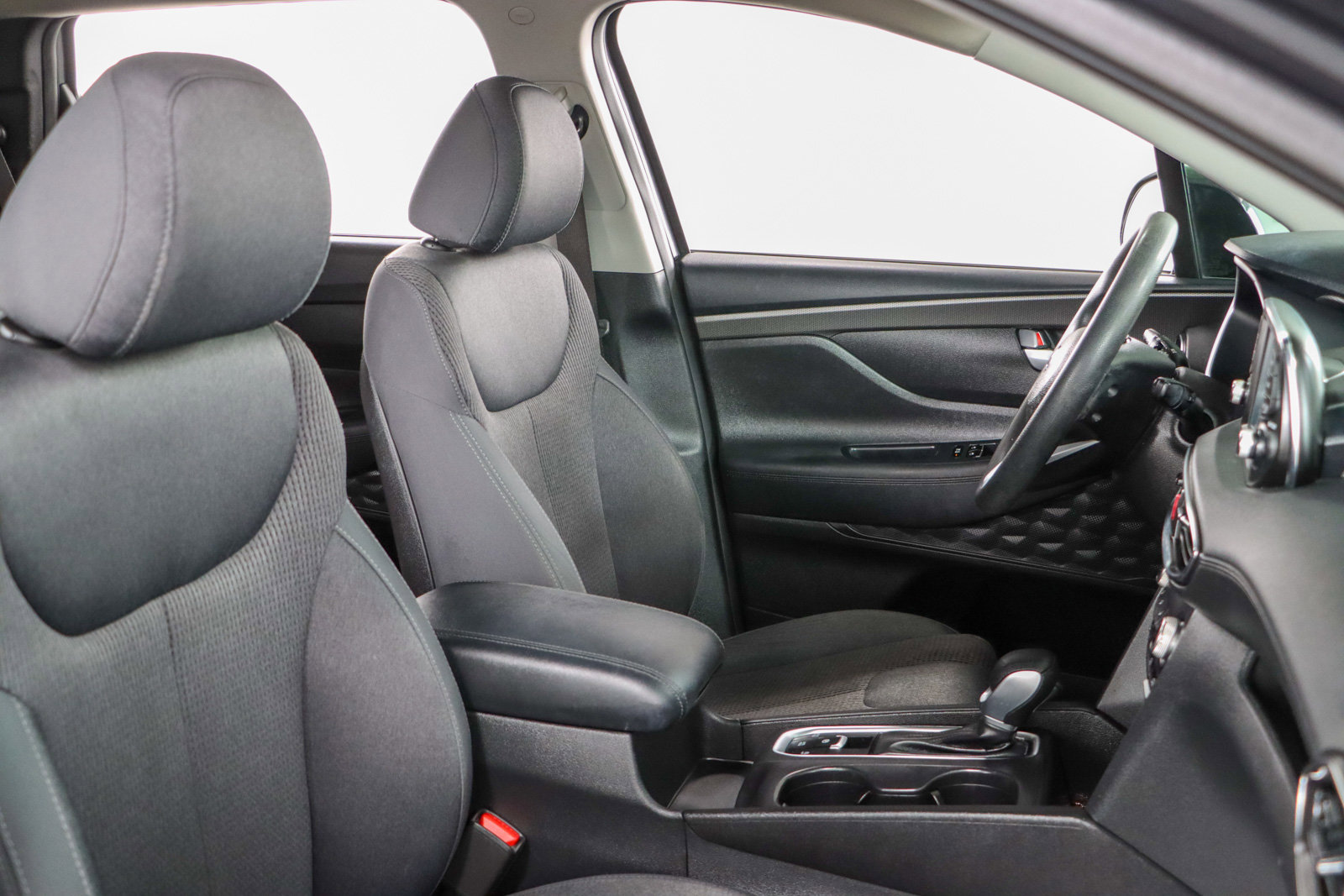 Used 2020 Hyundai Santa Fe SEL w/ Cargo Package FWD image 25
