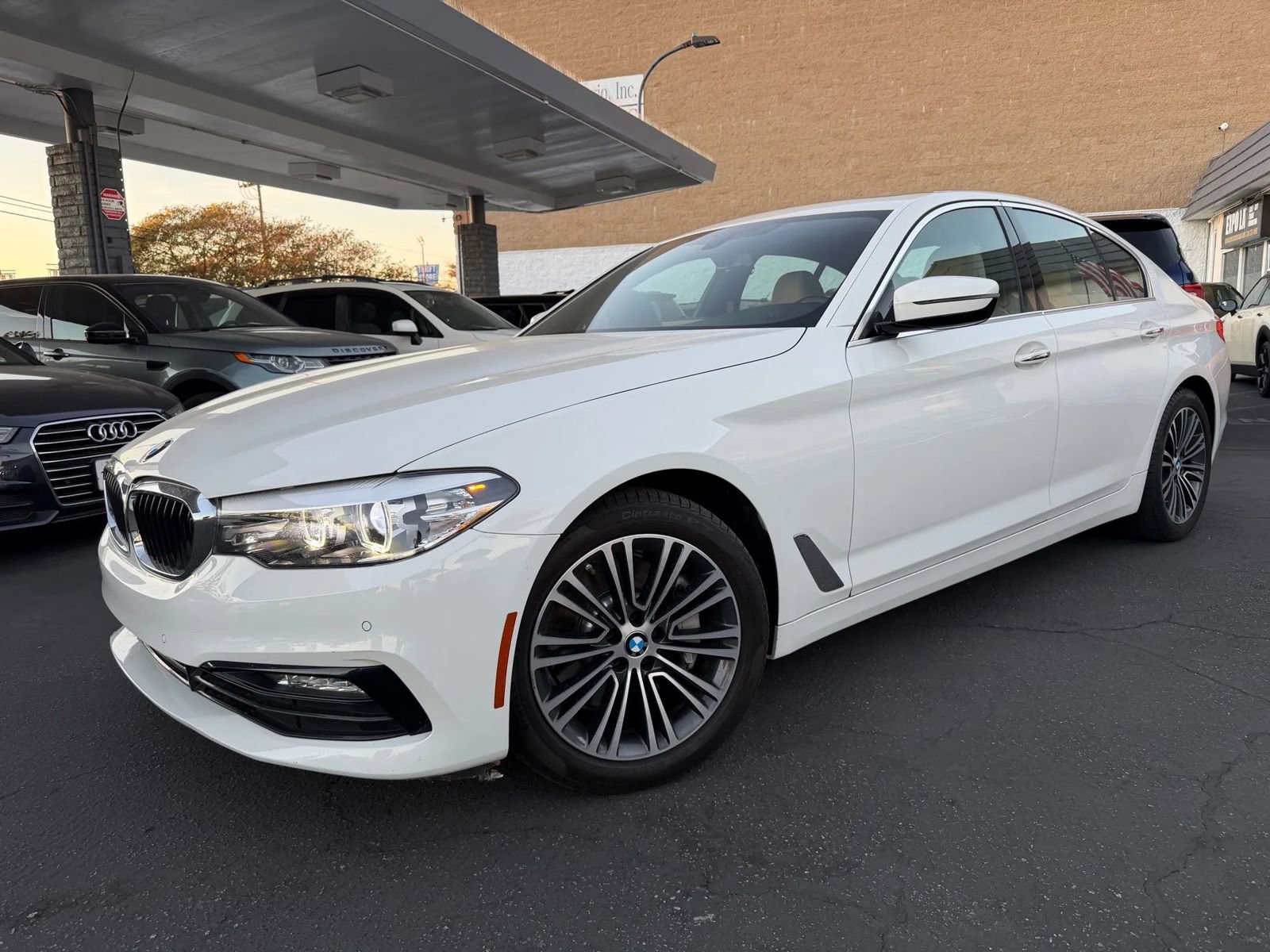 Used 2017 BMW 530i RWD image 6