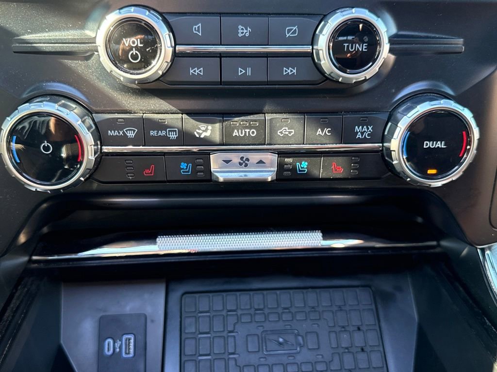 Used 2023 Ford F150 King Ranch w/ Equipment Group 601A High image 32