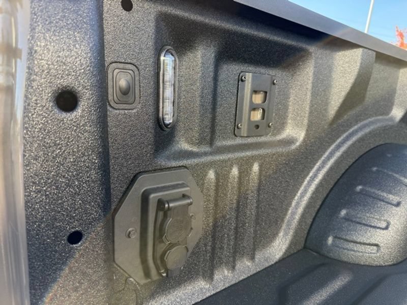 New 2026 Ford F250 XLT w/ 360-Degree Camera Package AWD/4WD image 21