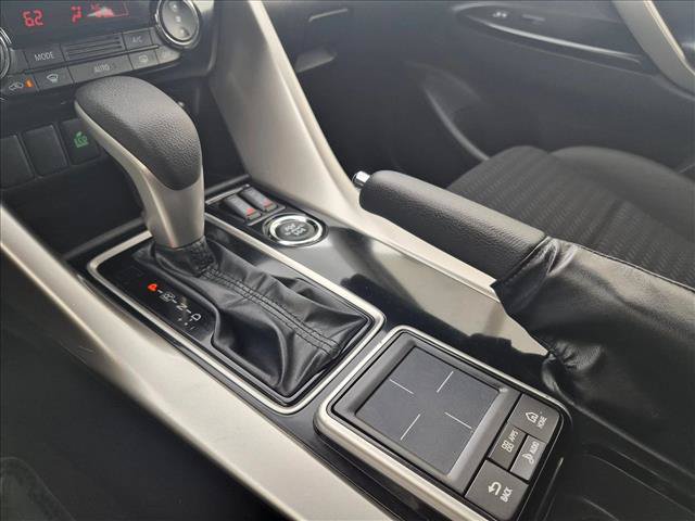 Used 2020 Mitsubishi Eclipse Cross LE AWD/4WD image 11