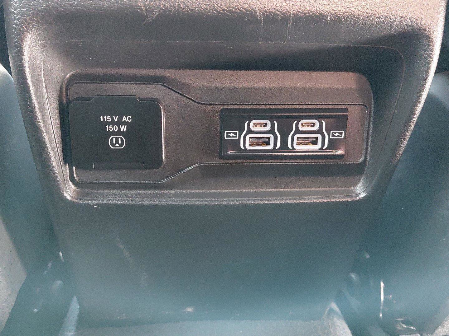 Used 2023 Jeep Grand Cherokee Altitude image 35